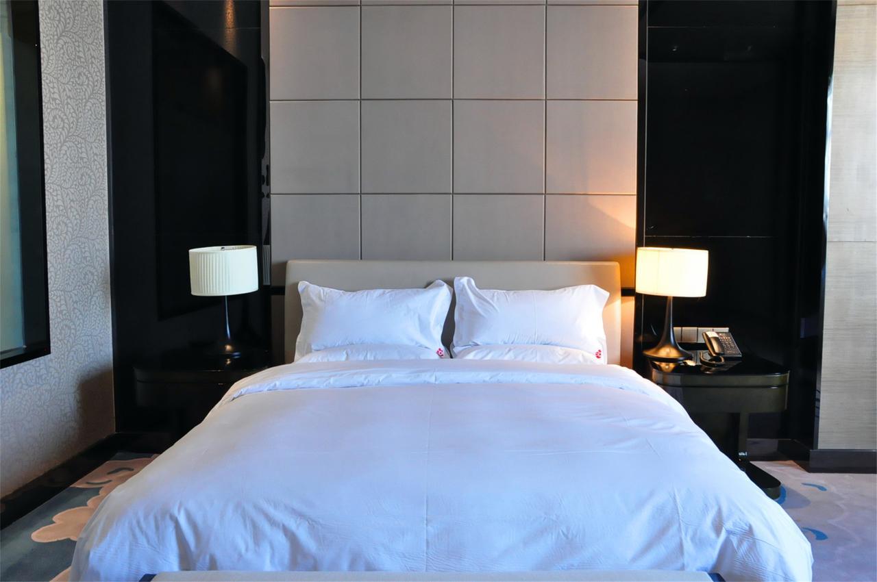 Baotou West Lake Hotel ภายนอก รูปภาพ